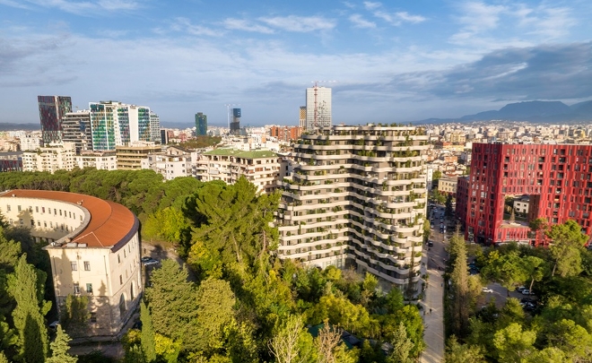 Studietur til Tirana - fra lukket land til levende metropol